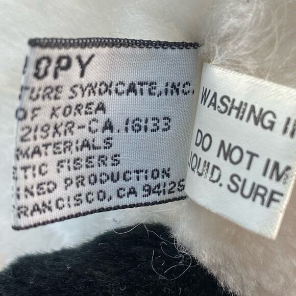 SNOOPY Vintage 1968 Macys Christmas Snoopy Plush - Picture 7 of 11